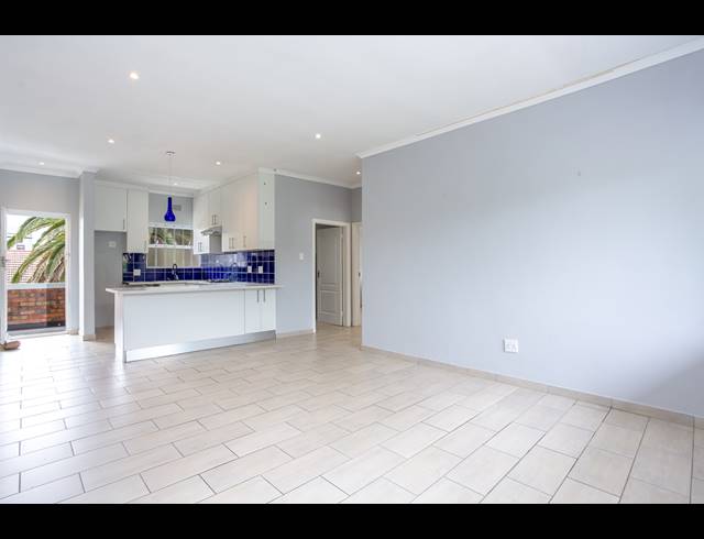 2 BEDROOM APARTMENT FOR SALE IN KENILWORTH